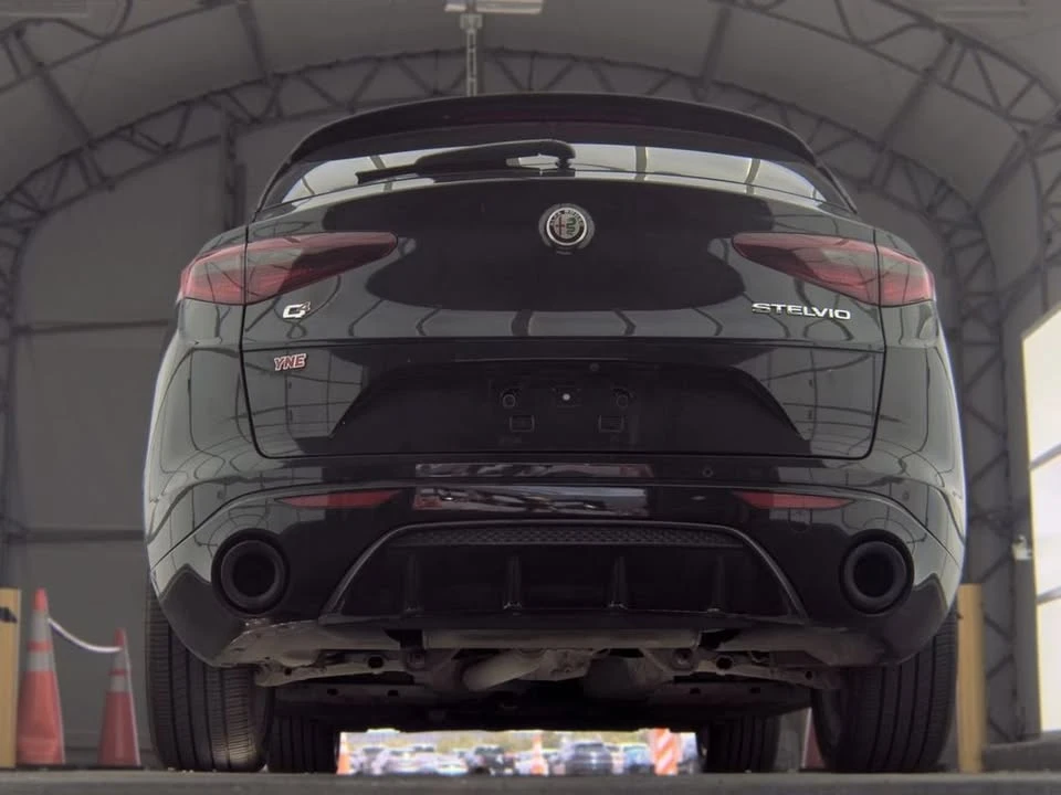 2022 Alfa Romeo Stelvio - Image 3 of 14