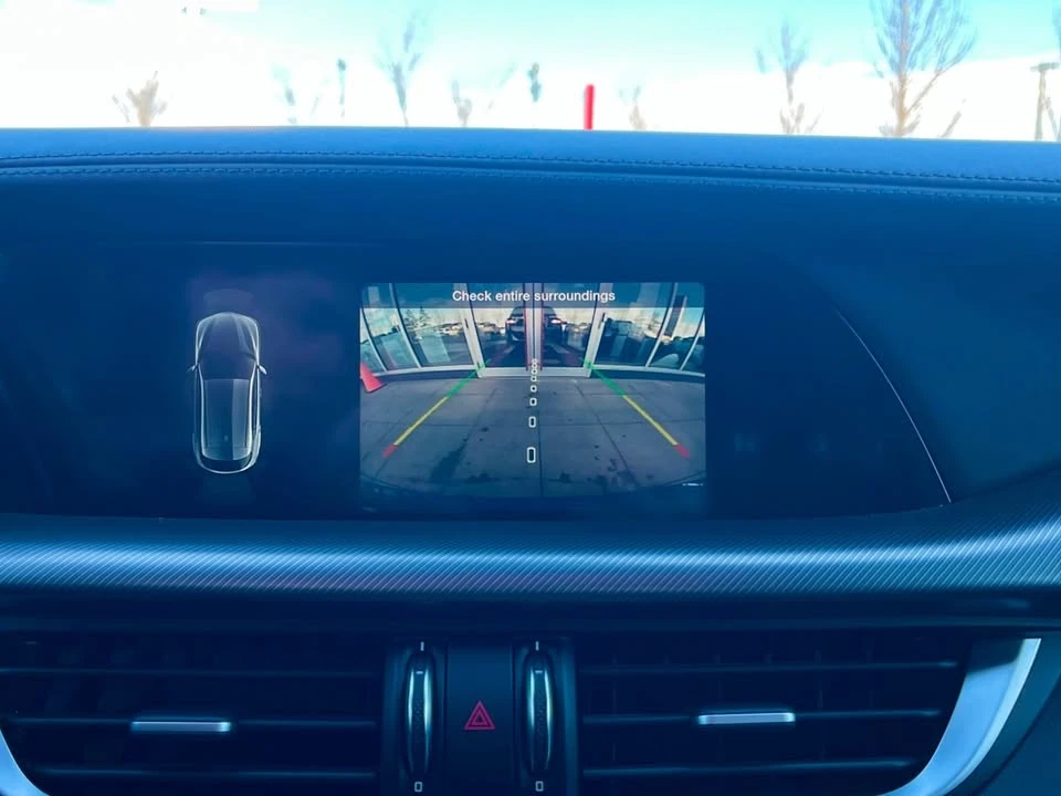 2022 Alfa Romeo Stelvio - Image 16 of 20