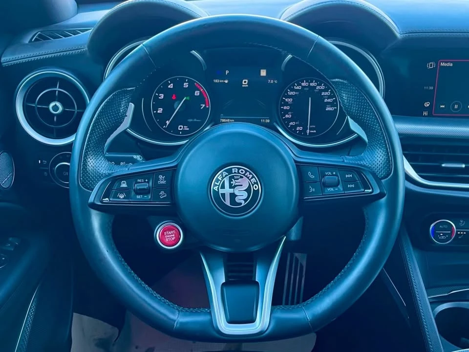 2022 Alfa Romeo Stelvio - Image 13 of 20