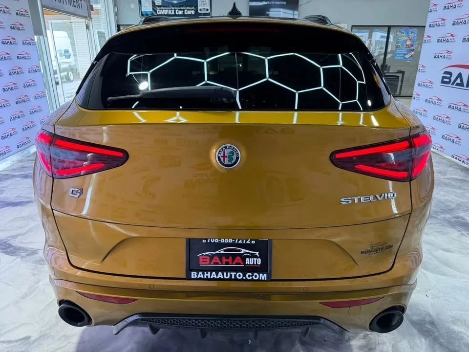 2022 Alfa Romeo - Image 5 of 20