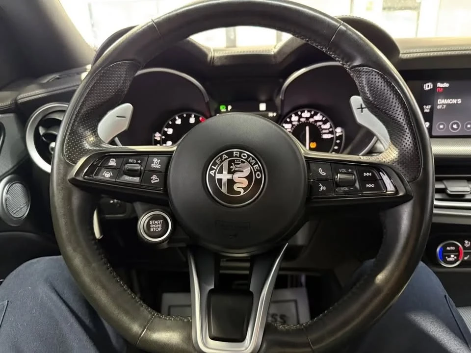2022 Alfa Romeo - Image 20 of 20