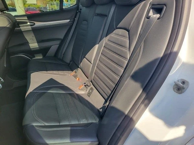 2022 Alfa Romeo Stelvio - Image 10 of 20