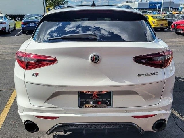 2022 Alfa Romeo Stelvio - Image 5 of 20
