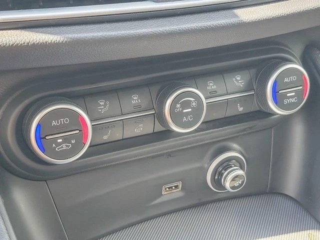2022 Alfa Romeo Stelvio - Image 12 of 20
