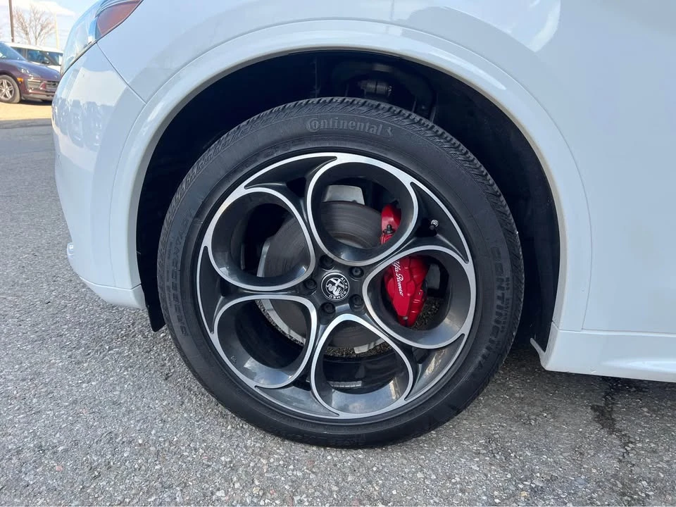 2022 Alfa Romeo Stelvio - Image 4 of 10