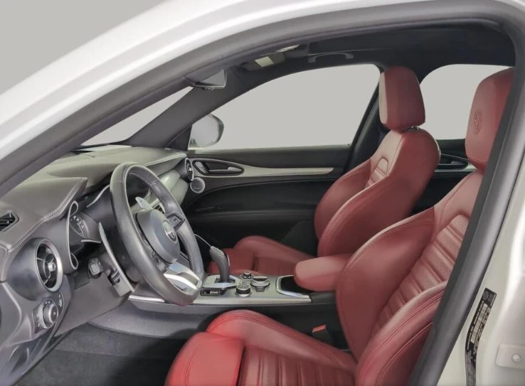 2022 Alfa Romeo Stelvio - Image 9 of 20
