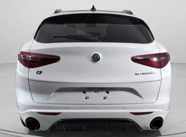 2022 Alfa Romeo Stelvio - Image 5 of 20