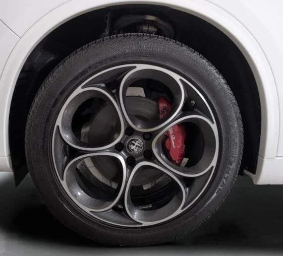 2022 Alfa Romeo Stelvio - Image 8 of 20