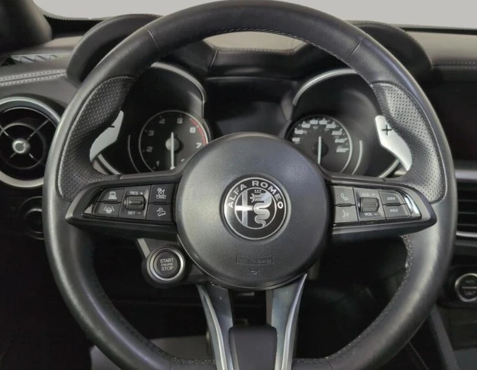 2022 Alfa Romeo Stelvio - Image 14 of 20