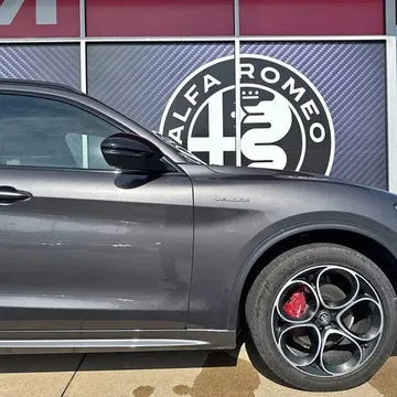 2022 Alfa Romeo Stelvio Veloce