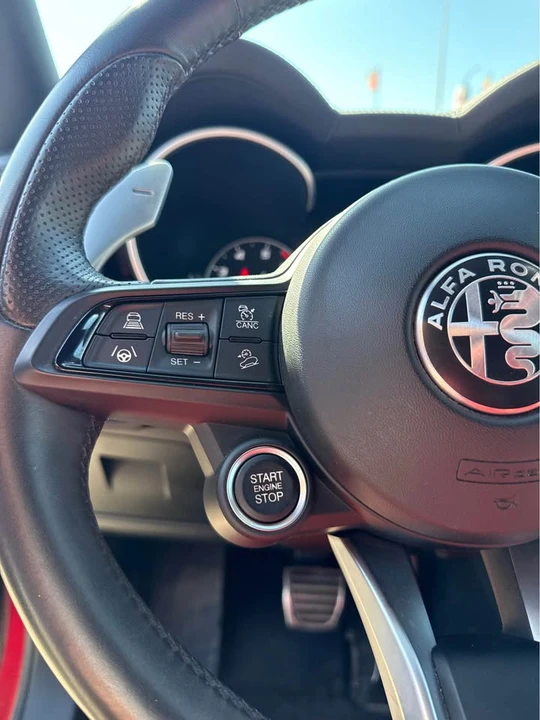 2022 Alfa Romeo Stelvio - Image 10 of 16