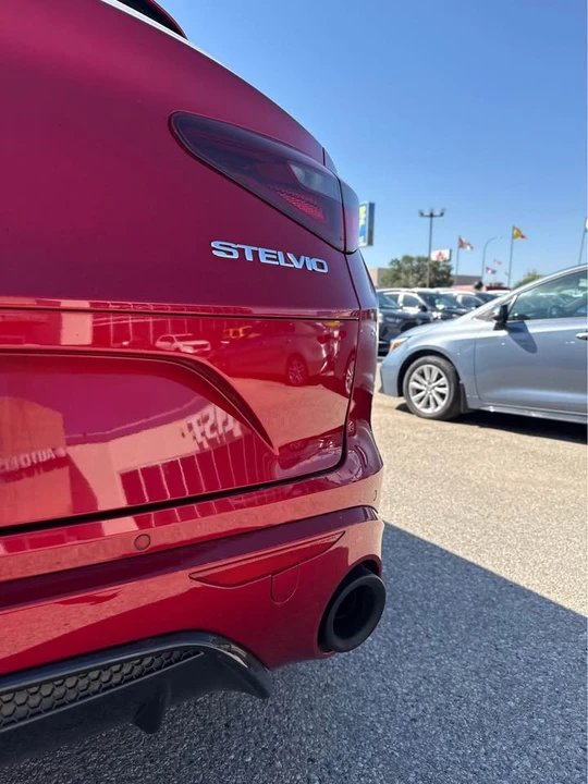 2022 Alfa Romeo Stelvio - Image 16 of 16