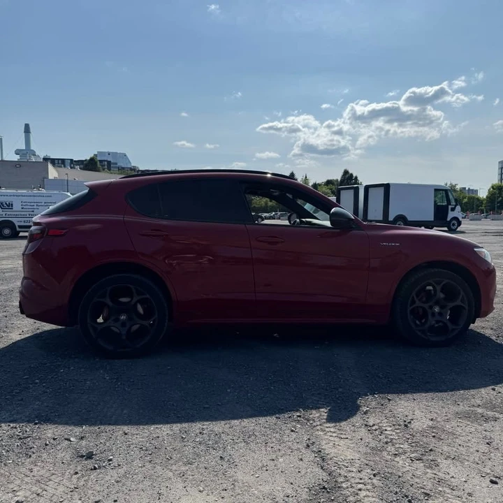 2022 Alfa Romeo Stelvio - Image 6 of 10