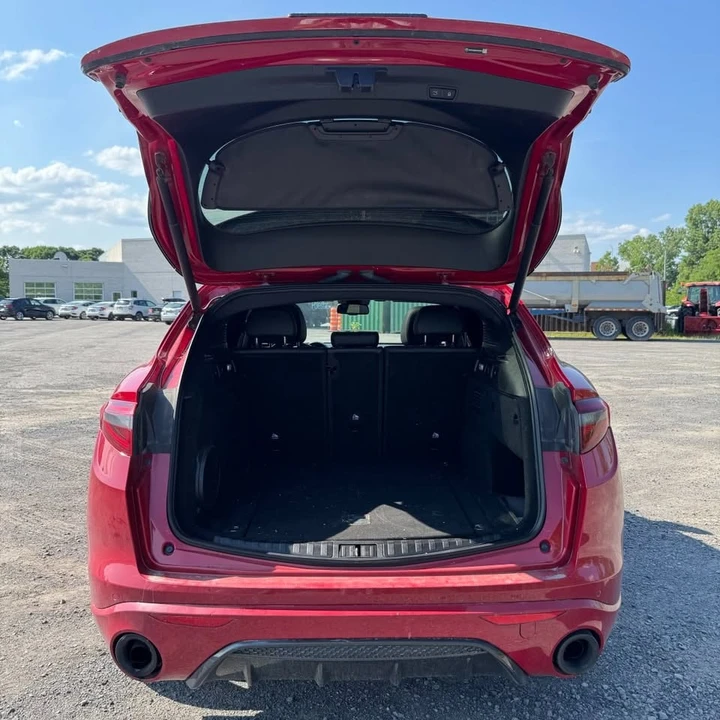 2022 Alfa Romeo Stelvio - Image 4 of 10