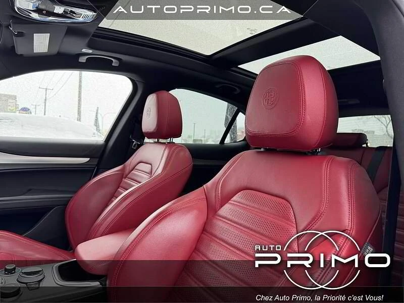 2022 Alfa Romeo Stelvio - Image 10 of 11