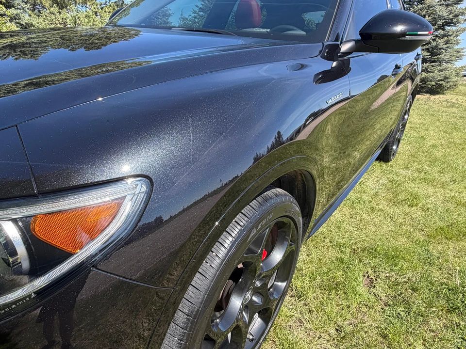 2022 Alfa Romeo Stelvio - Image 15 of 31