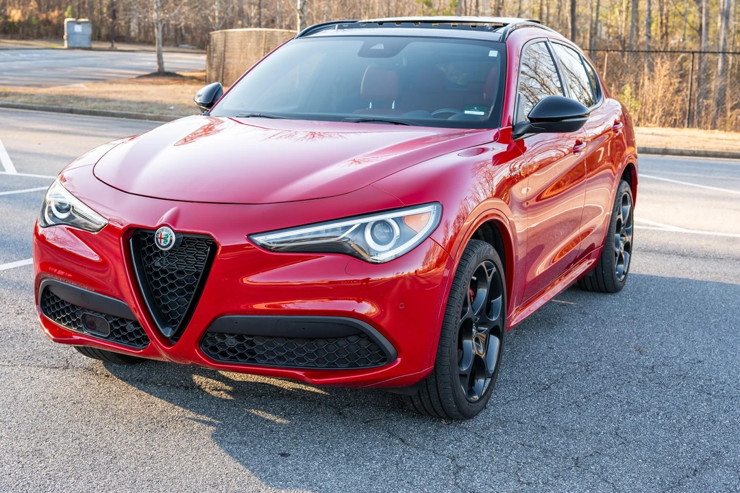2022 Alfa Romeo Stelvio - Image 8 of 31