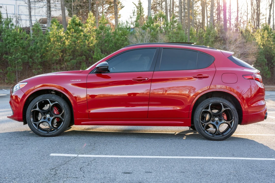 2022 Alfa Romeo Stelvio - Image 3 of 31
