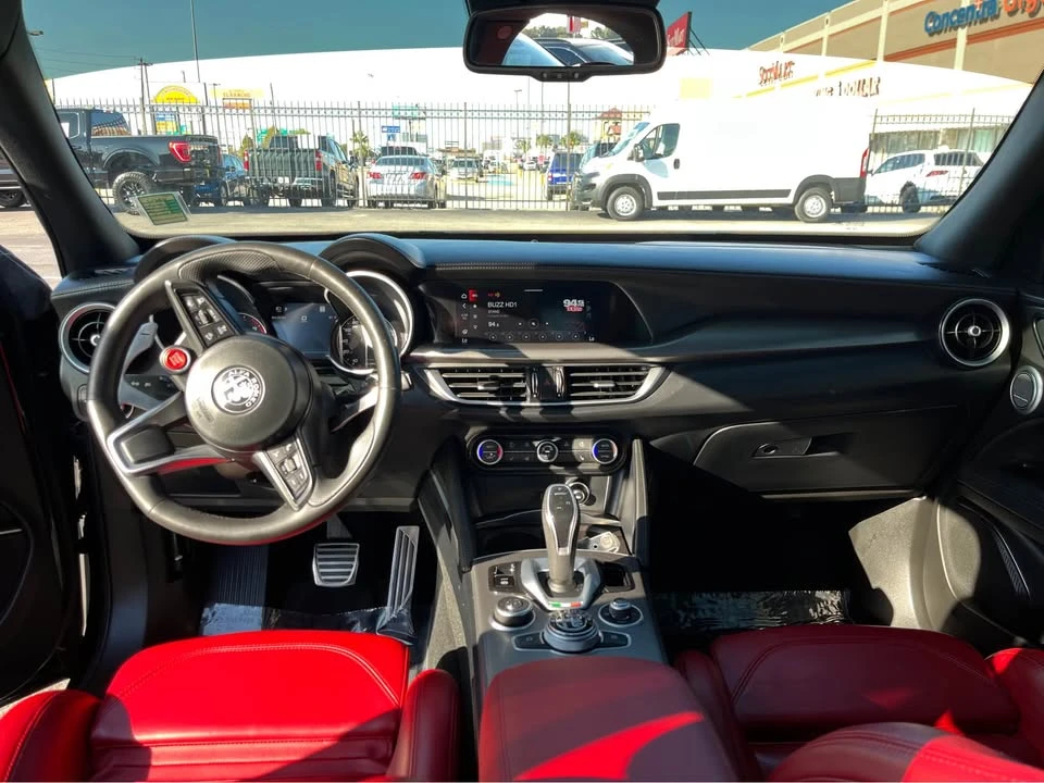 2022 Alfa Romeo Stelvio - Image 8 of 12