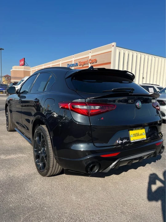 2022 Alfa Romeo Stelvio - Image 4 of 12
