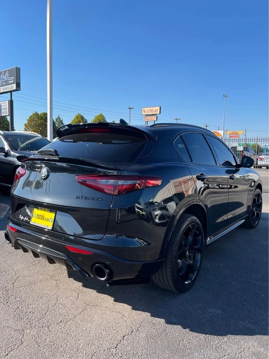 2022 Alfa Romeo Stelvio - Image 6 of 12