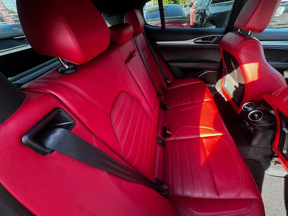 2022 Alfa Romeo Stelvio - Image 17 of 20