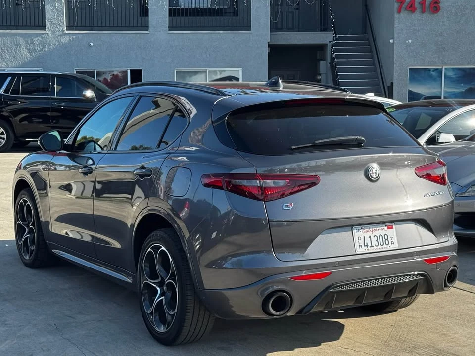 2022 Alfa Romeo Stelvio - Image 6 of 20