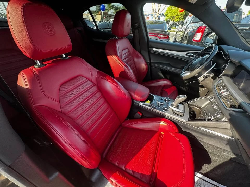 2022 Alfa Romeo Stelvio - Image 16 of 20