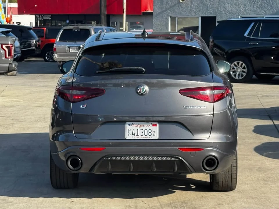 2022 Alfa Romeo Stelvio - Image 5 of 20