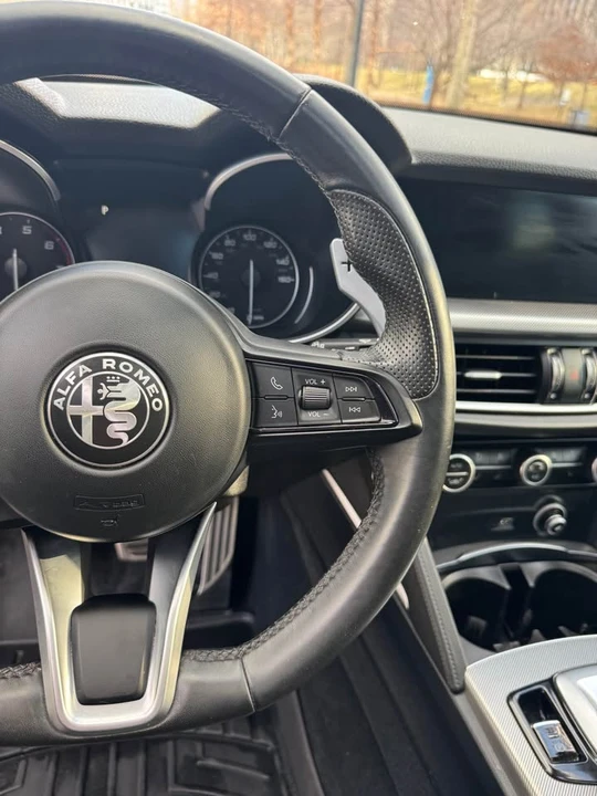 2022 Alfa Romeo Stelvio - Image 14 of 20