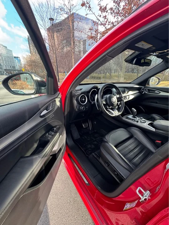 2022 Alfa Romeo Stelvio - Image 10 of 20