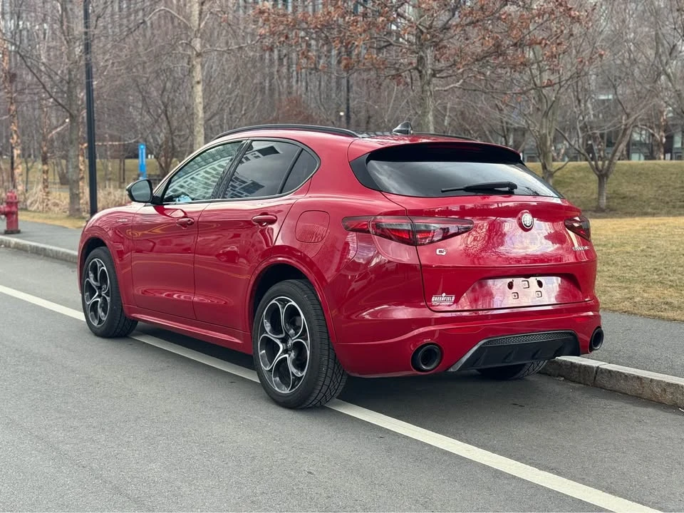 2022 Alfa Romeo Stelvio - Image 4 of 20