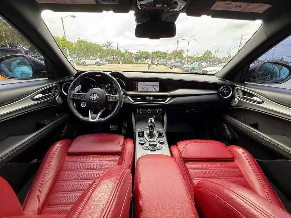 2022 Alfa Romeo Stelvio - Image 9 of 9