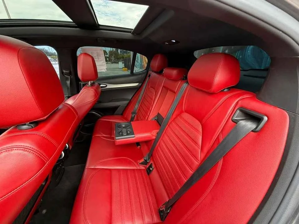 2022 Alfa Romeo Stelvio - Image 8 of 9