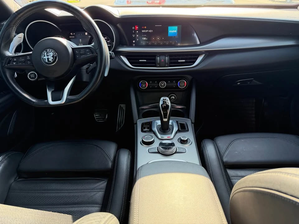 2022 Alfa Romeo Stelvio - Image 8 of 12