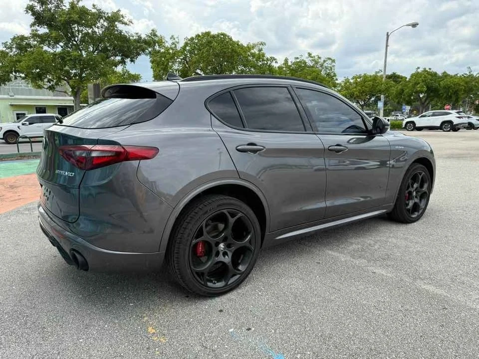 2022 Alfa Romeo Stelvio - Image 3 of 9