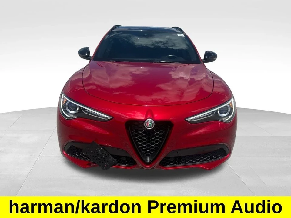 2022 Alfa Romeo Stelvio - Image 9 of 12
