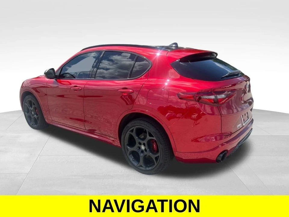 2022 Alfa Romeo Stelvio - Image 4 of 12