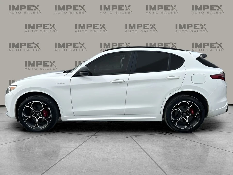 2022 Alfa Romeo Stelvio - Image 2 of 12