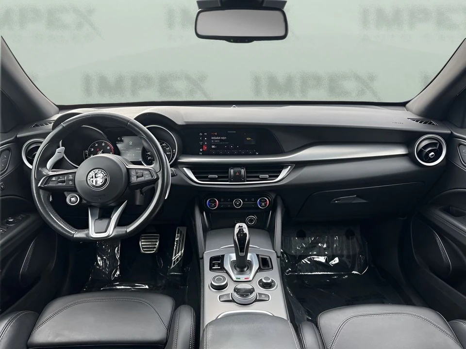 2022 Alfa Romeo Stelvio - Image 17 of 21