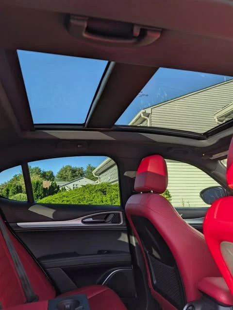 2022 Alfa Romeo Stelvio - Image 14 of 20