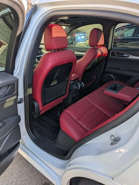 2022 Alfa Romeo Stelvio - Image 16 of 20