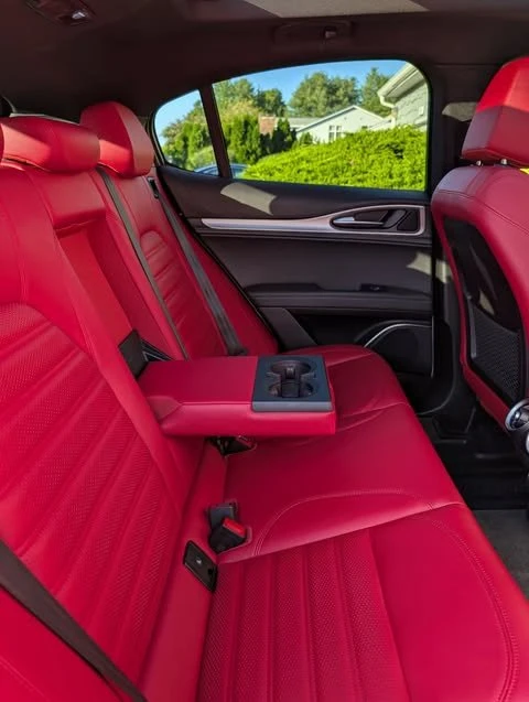 2022 Alfa Romeo Stelvio - Image 15 of 20