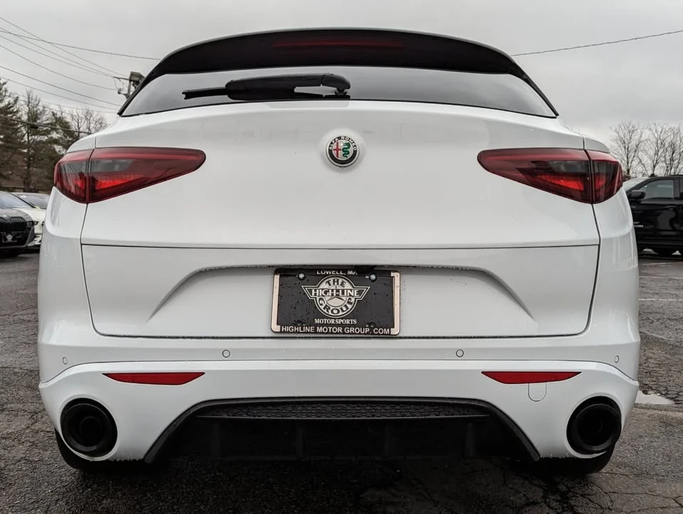 2022 Alfa Romeo Stelvio - Image 4 of 20