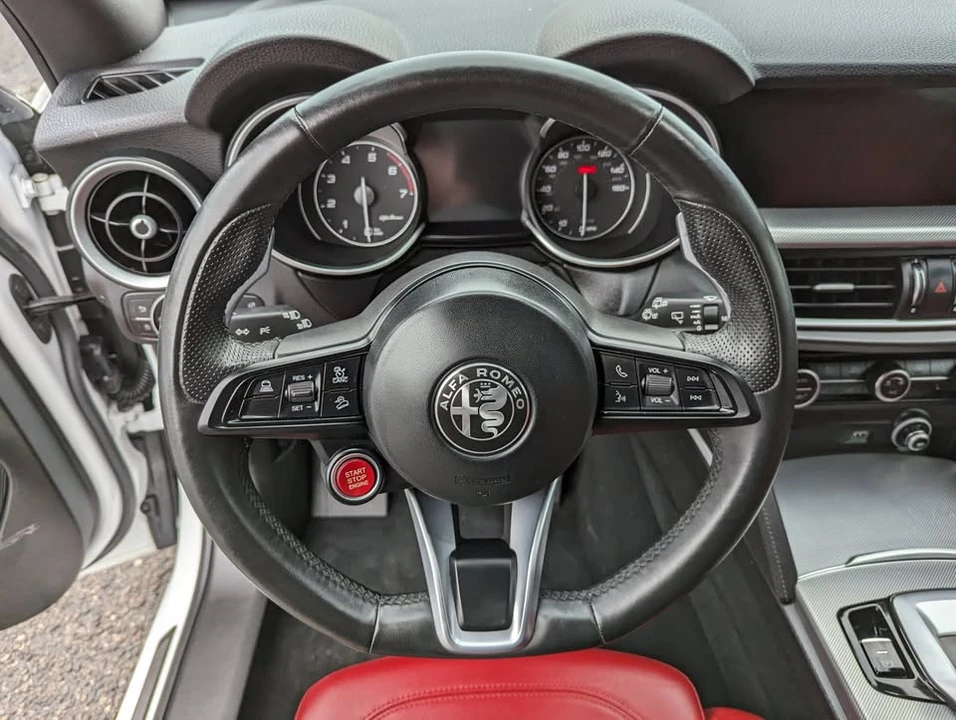 2022 Alfa Romeo Stelvio - Image 8 of 20