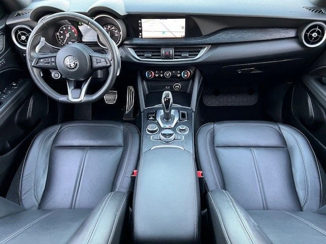 2022 Alfa Romeo Stelvio - Image 17 of 19