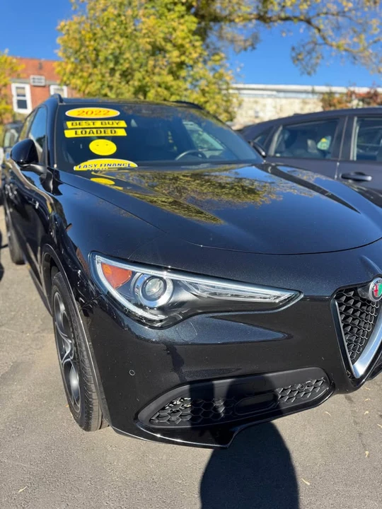 2022 Alfa Romeo Stelvio - Image 2 of 7