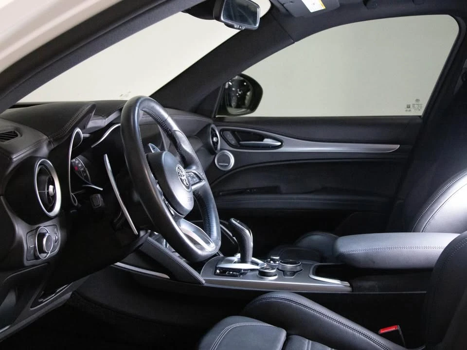 2022 Alfa Romeo Tonale - Image 11 of 20