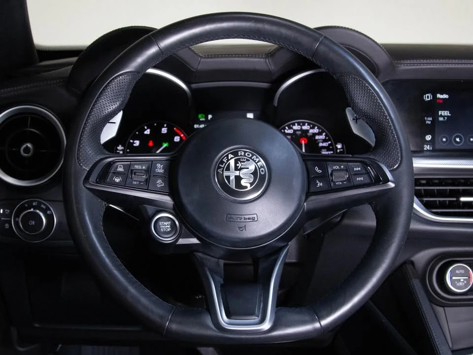 2022 Alfa Romeo Tonale - Image 17 of 20