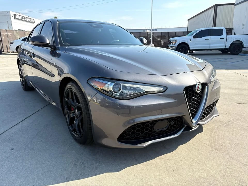 2022 Alfa Romeo Giulia - Image 11 of 20